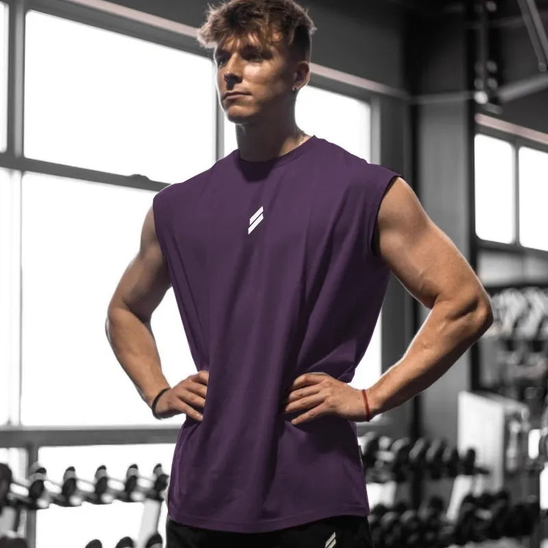 Men's black sleeveless gym T-shirt – quick-dry athletic top for fitness and workouts