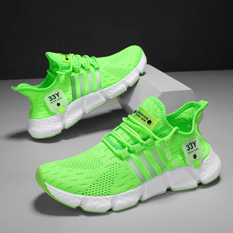 Men's sports shoes, training, fitness, running