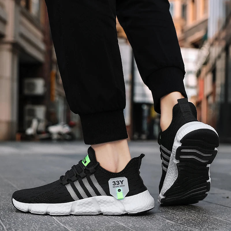 Men's sports shoes, training, fitness, running